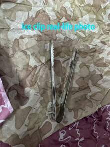 這款緊湊方形矽膠托盤(160格)具有優異的耐寒性和耐用性,適合製作布丁,方便在居家、酒吧等場所使用。關鍵字:托盤、冰模、新年、家居用品、廚房、個性化禮物、托盤、家居裝飾、廚房、節日必需品、節日用品、節日配件 - 彩色 - 查看 13