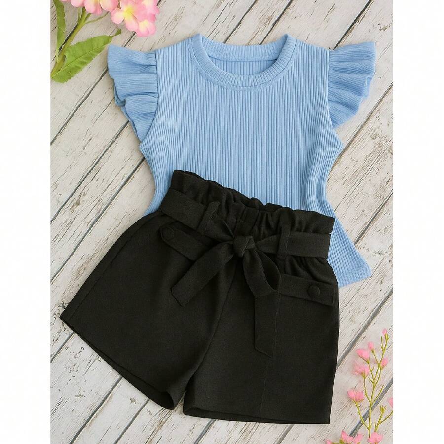 Children's And Teen Set: Cropped Blouse With Ruffles And Ribbed Detail + Linen Clochard Shorts. 2-Piece Set For Girls And Teenagers CJI033 - 黑色和淡藍色 - 查看 1