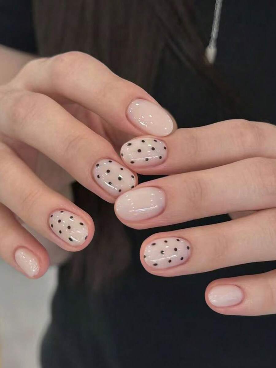 30pcs Short Oval Polka Dot Fake Nails Set, Includes 1 Double-Sided Adhesive And 1 Nail File, Short Polka Dot Nails Make Your Fingertips Shine And Attract, Perfect For Parties, Dancing And Daily Use - Multicolor - View 1