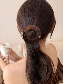 1pc Women's Fabric Creative Flat Round Hollow Hair Claw, Fashion Minimalist Yoga Sports No Pressure Low Ponytail Half Bun Hair Clip Headpiece, Suitable For Daily And Sports Wear,Festival,Party - Multicolor - View 7