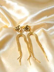 一对女士 18k 金不锈钢耳环，配有心形流苏吊坠，采用钛钢材质，优雅时尚，适合日常穿搭、通勤和度假搭配，是馈赠家人的最佳选择。 - 愛心流蘇 - 查看 2