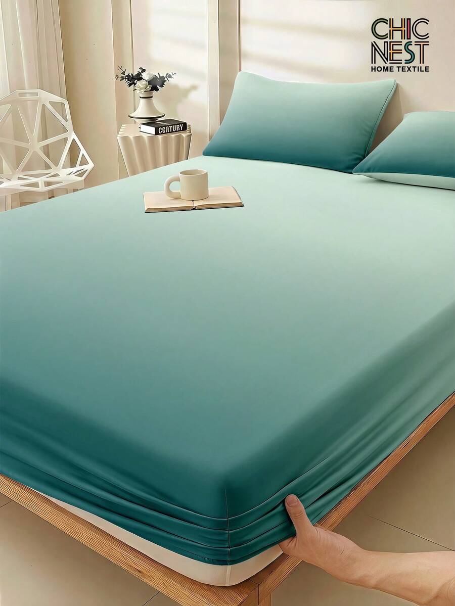 1pc Gradient Multicolor Fitted Sheet, Mattress Protector For Single, Double, King, Queen Size, Deep Pocket Up To 11.8 Inches, Soft And Breathable - Multicolor - View 1