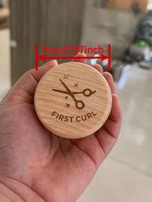 婴儿必备，新生儿礼物，送给新手爸妈的完美礼物，便携式头发收纳盒，天然榉木宝宝第一缕头发纪念盒，珍藏最初记忆，简约轻巧设计 - 剪刀款小木盒 - 查看 6