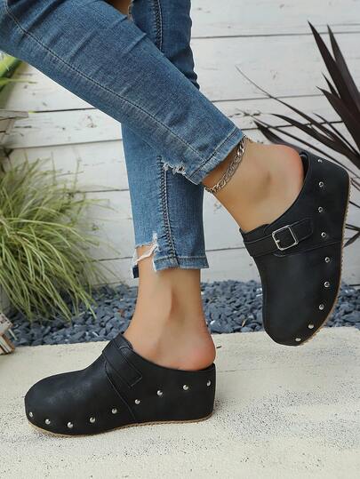2026 Nuevos Zuecos Retro Birkenstocks de Verano, Chanclas de Ante Desgastado con Remaches, Sandalias Slip-On Versátiles, Zapatos Casuales Cómodos para Diario, Playa, Combinar con Vaqueros y Vestidos, Ligeros y Transpirables, Mismo Estilo que Influencers