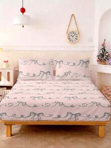 Bộ ga trải giường 2/3 món, chất liệu polyester chải mịn, họa tiết nơ và trái tim cổ điển, gồm 1 ga trải giường và 1/2 vỏ gối. - Màu Hồng baby - Xem 5