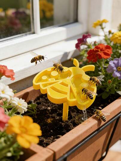 1pc Cute Resin Bee Shaped Outdoor Water Sprinkler, Suitable For Garden, Potted Plants And Lawn, Can Be Directly Inserted Into Soil Or Decorative Materials, As Decoration For Garden, Yard And Lawn