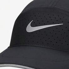 Mũ lưỡi trai Nike màu đen với viền logo, chất liệu mềm mại, thoải mái và thoáng khí, kiểu dáng unisex và phù hợp cho cả nam và nữ. - màu đen - Xem 8