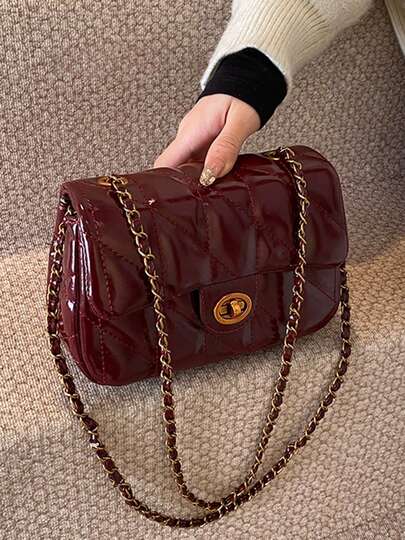 Classic Rhombus Pattern PU Waterproof Material, Rhombus Patchwork Design Chain Shoulder Bag, Spiral Buckle, Burgundy Long Shoulder Strap, Suitable For Travel, Shopping, Work And Various Occasions, Rhombus Bag, New Women's Multi-Purpose Rhombus Chain Small Square Bag, Fashionable Retro Shoulder Crossbody Bag