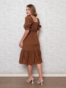 Women's Purple Midi Dress With Polka Dots, Square Neckline And Short Puff Sleeves, A-Line Silhouette, Gathered Detail, Ruffled Hem And Frill Design. - 咖啡棕 - 查看 7