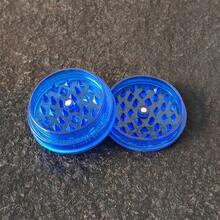新款双层塑料研磨器,大号直径60毫米研磨器,多种颜色可选,手动草药研磨器,便携式双层研磨器 - 彩色 - 查看 4