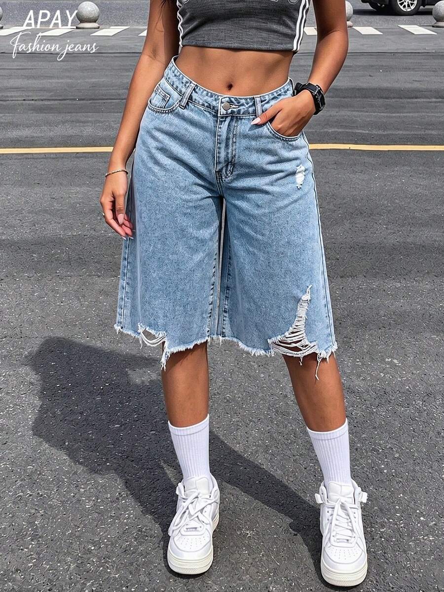 女士做旧不对称下摆牛仔七分裤 - 淺色水洗藍 - 查看 1