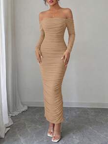 PRETTYGARDEN Womens  Fall Long Sleeve Maxi Dress Off Shoulder Mesh Ruched Bodycon  Long Wedding Guest Christmas New Years Valentine Vacation Dresses For Women Elegant - 卡其色 - 查看 5
