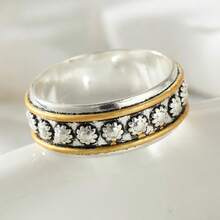Women's Vintage Ring With 3D Pearl Flower Design - Silver - View 3