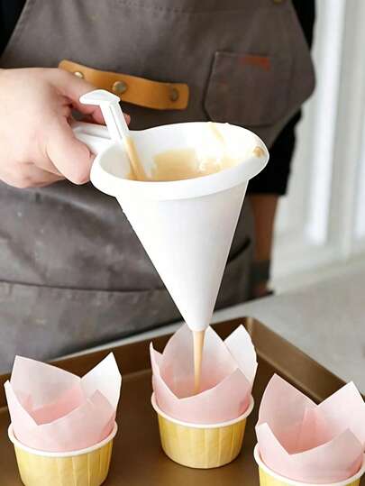 2pcs Cream Dispenser Funnel, Hand-Held Batter Divider For DIY Cakes, Hand-Held Cream, Frosting, Chocolate Dispenser, Separator, Cupcake Baking Tool - Plastic Pancake And Cupcake Decorator, Adjustable Chocolate Dispenser, Multifunctional Home Baking Tool With Stand - Suitable For Restaurants, Food Trucks, Bakeries, Cake Decorating Tools - Happy Holidays