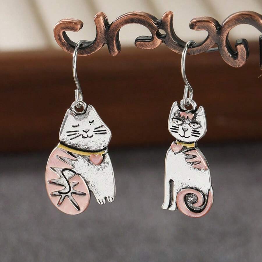 可爱猫咪吊坠耳环，卡通学院风，百搭日常佩戴耳环，适合女性 - 銀色 - 查看 1
