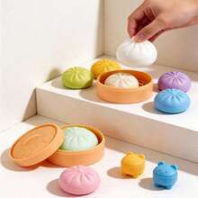 1 món đồ chơi bóp mềm hình bánh bao: Đồ chơi bóp mềm hình bánh bao giống thật, kết cấu mềm mại và đàn hồi (giống như bột), đồ chơi cầm tay độc đáo thú vị; thích hợp cho các buổi tụ họp người lớn, bàn làm việc văn phòng và trang trí nhà cửa. - Nhiều màu - Xem 10