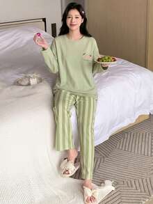 两件套女士休闲草莓印花长袖上衣和长裤家居服套装，适合春、夏、秋、冬穿着，舒适保暖。 - 薄荷綠 - 查看 5