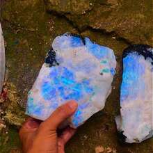 1pc Large Raw Rainbow Moonstone, Naturally Presenting Rugged Rainbow Luster, Suitable For Home Decor, Yoga Gifts, And Mineral Collection, Elegant Design With White, Blue, And Black Marble Veins, A Unique High-Quality Gemstone - Black and White - View 8
