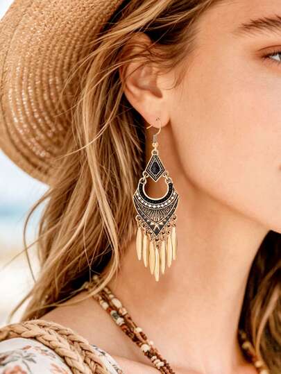 TopHanqi Retro Bohemian Tassel Earrings, European And American Vintage Geometric Long Earrings, High-End Vacation Atmosphere, Slimming Face Elegant Earrings For Women