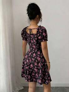 Vestido de mujer con cuello cuadrado, mangas abullonadas, cintura con volantes y cordón ajustable, estampado floral diminuto - Multicolor 7 - Ver 2