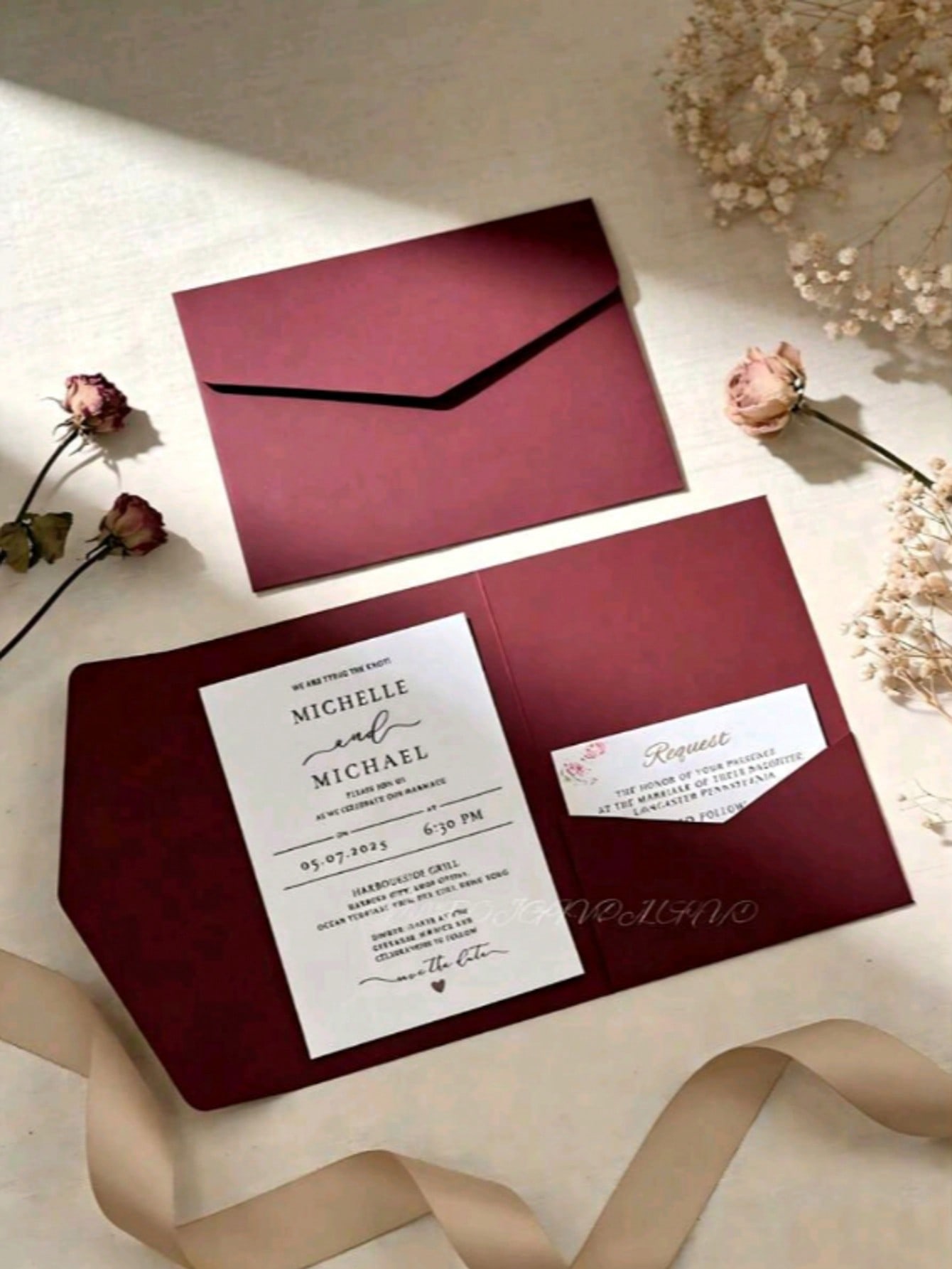 20 triple-fold wedding invitation cards with envel...