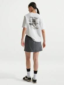 Nike Áo thun thể thao nữ mùa hè bằng chất liệu cotton nguyên chất, in họa tiết IR7589-121 - trắng - Xem 5