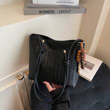 Bolso pequeño tejido retro coreano para mujer, nuevo bolso tipo cubo sencillo para otoño e invierno 2026, versátil para ir al trabajo, bolso de hombro y bandolera. - Negro - Ver 12