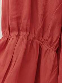 Blusa Elegante con Volantes en Cascada y Puños Elásticos. - Rojo C8093 - Ver 4