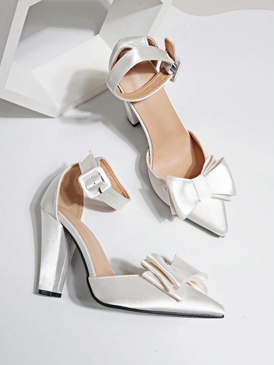 Chaussures à talons compensés mode polyvalentes avec boucle en satin de couleur abricot, bout pointu, 3 couches, ajouré, bande élastique réglable - Nude - Voir 1