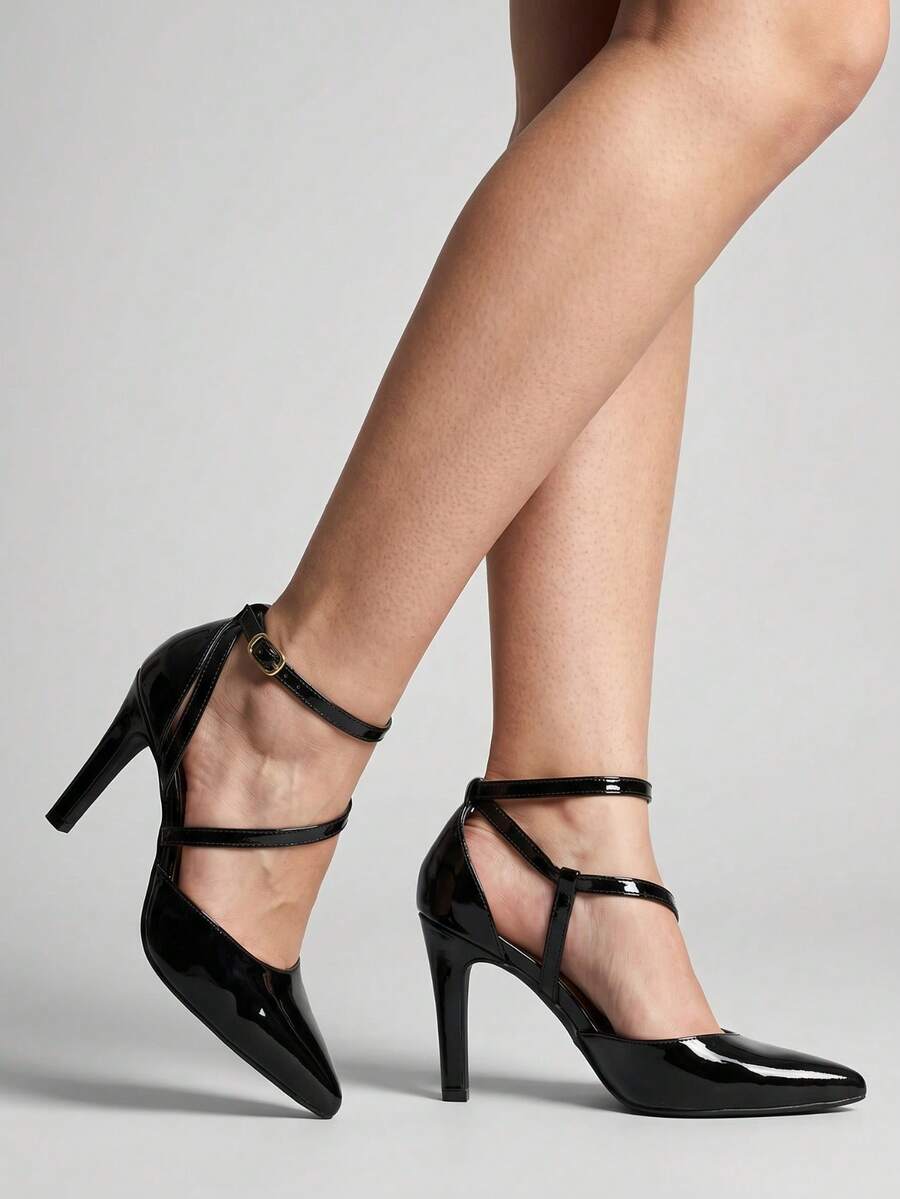 RE&TON Women's Pointed Toe Pump With 9cm Heel And Comfort Insole SC2 - Black Varnish - View 1