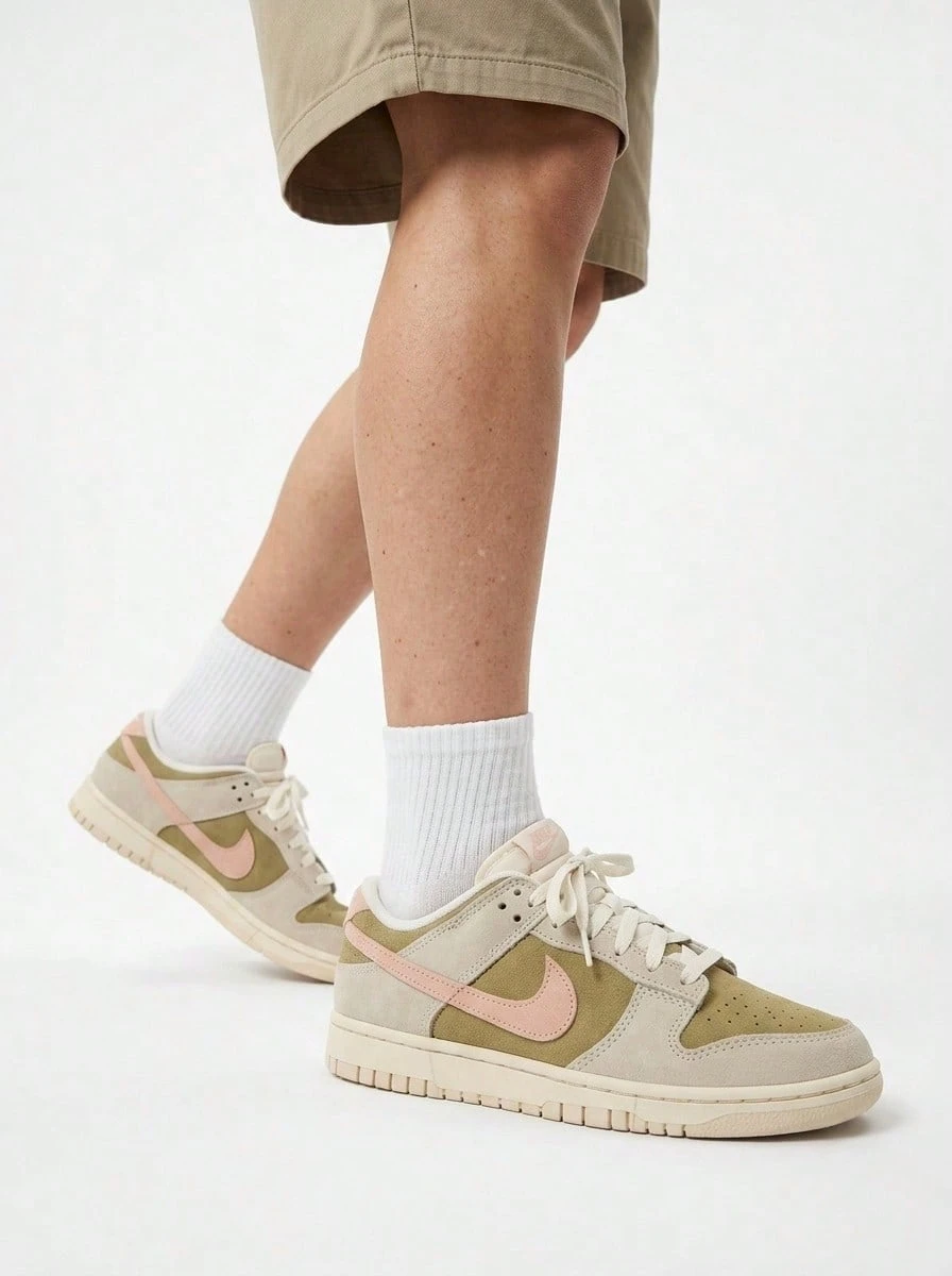 Giày thể thao nữ DUNK màu Phantom/Parachute Beige/Sail/Washed Coral IB4367-030 - Màu Phantom/Màu be Parachute/Màu Sail/Màu san hô nhạt - Xem 1