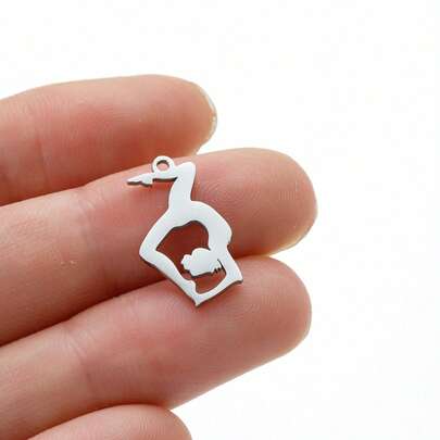 5 PCS Golden Sports-Style Pendant. Series 201. Suitable For Use As Jewelry-Making Materials For Necklaces, Earrings, Keychains, Bags And Accessories. 3D Relief Design.