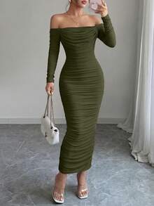 PRETTYGARDEN Womens  Fall Long Sleeve Maxi Dress Off Shoulder Mesh Ruched Bodycon  Long Wedding Guest Christmas New Years Valentine Vacation Dresses For Women Elegant - 軍綠色 - 查看 1
