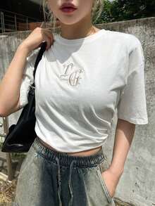 Camiseta oversize con patrón de bordado de letra, cuello caído, estilo preppy - Blanco - Ver 3