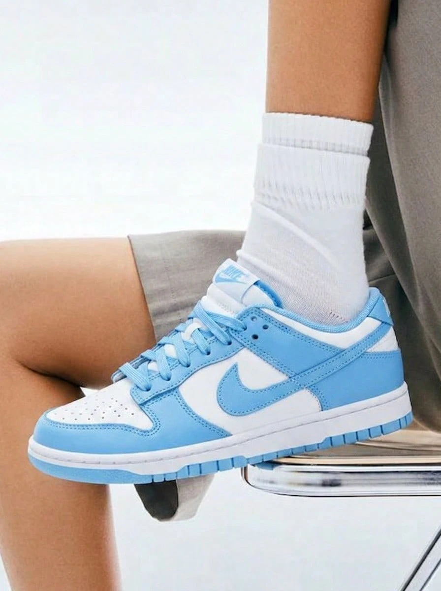 Nike Giày thể thao Dunk Low GS UNC 2021 dành cho học sinh tiểu học da trơn màu xanh trắng thoáng khí CW1590-103 - Đại học Xanh - Xem 1