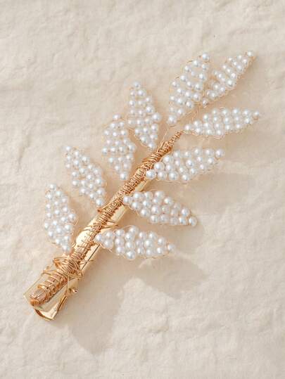 1pc Faux Pearl Decor Leaf Shaped Hair Clip, Boho Gold Wire Woven Hair Accessory, Elegant Fairycore Duckbill Clip For Wedding Bridesmaid,Women's Elegant Pearl Branch Hairpin, Minimalist Metal Wire Barrette, French Romantic Style Hair Styling Tool