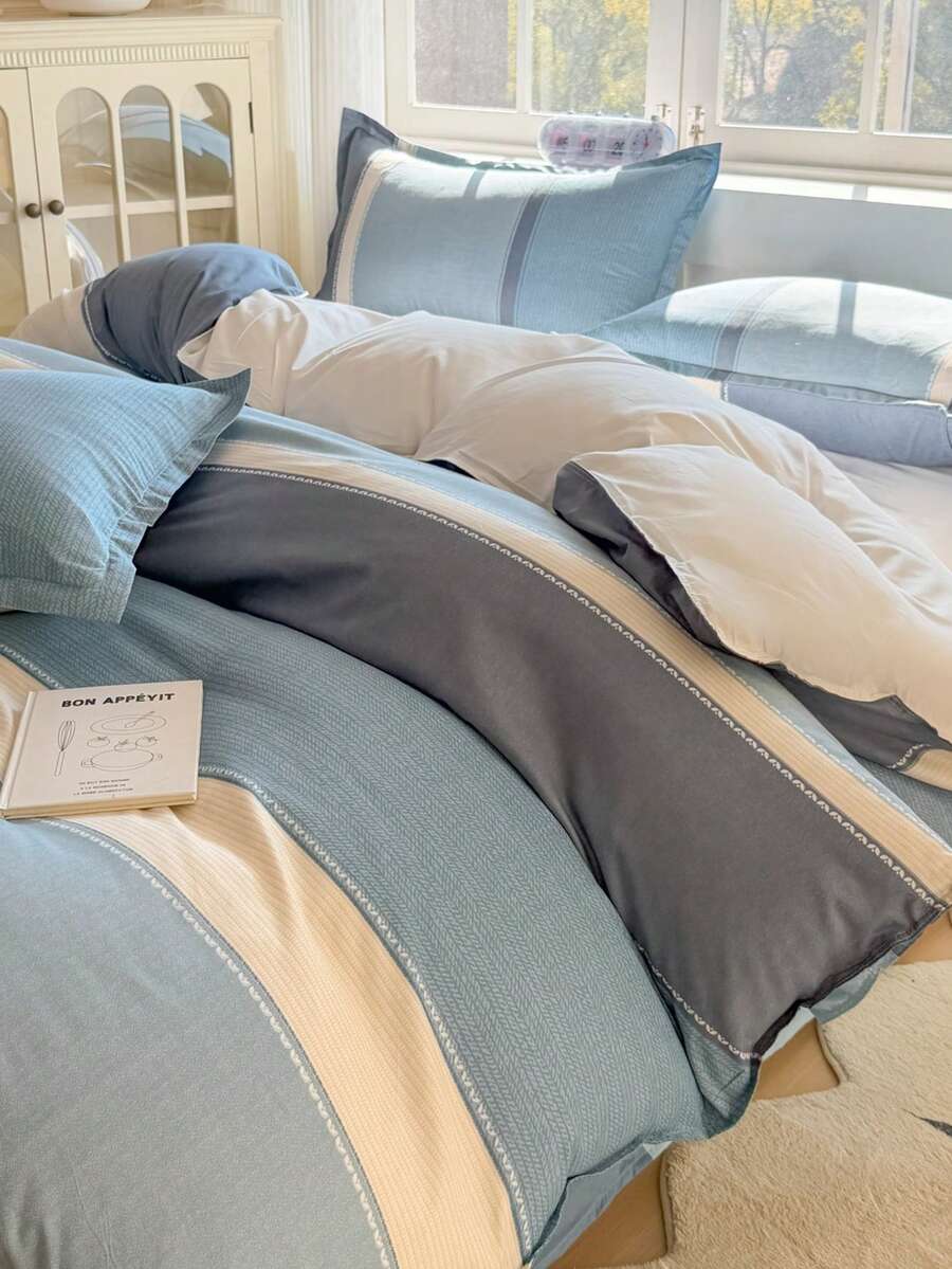 藍色條紋圖案 4 件套床上用品 (1 件被套、2 件枕套、1 件床單)，極簡優雅風格，無填充，親膚舒適被套組，適用單人/雙人/加大床，四季通用，返校宿舍裝飾，大學宿舍裝飾