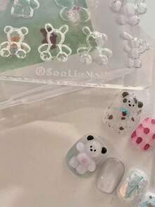 1个卡通冰熊、兔子、蝴蝶纽扣美甲模具，3D美甲装饰硅胶模具，美甲师必备工具 - 無色 - 查看 3