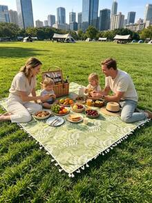 1 件春绿色叶子流苏露营毯 - 柔软面料，迷人的花卉图案，带流苏饰边。适合海滩旅行、露营探险、徒步旅行、家庭音乐节、公园野餐、后院聚会、户外电影之夜、室内餐桌装饰、派对桌布、庭院休闲、花园派对、节日晚餐和休闲活动。 - 綠色 - 查看 11