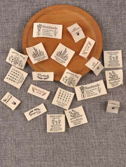 50 adet 2,5-5 cm Bej Çiçek Desenli Karışık Kumaş Etiket, Çanta, Şapka, Şal, Giysiler için El Yapımı Dikiş Kendin Yap Aksesuarları, Yapışkansız Arka Yüzey