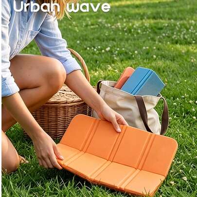  Đệm ngồi cách nhiệt URBANWAVE. Đệm ngồi ngoài trời có thể gấp gọn. Chất liệu xốp XPE chống thấm nước. Thiết kế gấp gọn dễ dàng. Thích hợp cho đi bộ đường dài, dã ngoại, hòa nhạc, các môn thể thao trên tuyết. Thảm trải sàn di động.