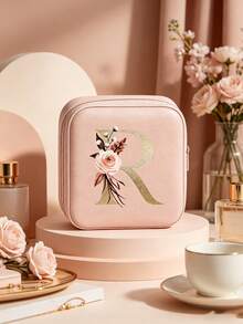 Caja de joyería portátil y mini, con letra dorada y estampado floral, caja de almacenamiento de múltiples capas pequeña para aretes, anillos, collares, organizador de joyas de viaje lindo para damas, caja de regalo de joyería compacta y artesanal, apilable para uso diario o viaje - Letra floral 1 - Ver 3