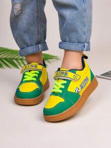 Toddler Boys' Football Print Low-Top Sneakers, Green & Yellow Color Block Design, Comfortable Soft Sole Casual Shoes For Daily & Outdoor Play - Green - View 3
