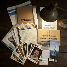 Case 3: The Portamar Crime - Spanish. Board Game, At-Home Detective Case, Escape Room Board Game As Detective Solving A Case. Over 50 Investigation Files And Photos: Newspapers, Forensic Reports, Photos, Audio, Interrogations, Maps, Tickets, Private Conversations, And Official Documents. All Designed For You To Conduct Real Research At Home. - Case 3 - View 2