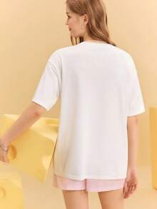 [Separate For Men And Women]Disney Family-Themed Valentine'S Day Round-Neck T-Shirt: Women'S Version With Minnie + Castle Design + '2026' Text, Men'S Version In The Same Style, Comfortable Couple'S Outfit Suitable For Everyday Social Occasions - Áo thun nữ - Xem 3
