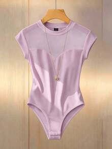 Body entero ajustado para mujer, diseño de cuello alto con tul transparente en pecho y mangas cortas, estilo dulce sensual versátil para primavera y verano uso diario - Morado - Ver 12