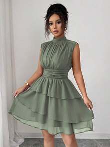 Vestido corto italiano de mujer de gasa con cuello pequeño, cintura recogida, volantes en el bajo y sin mangas, para uso casual, viajes, tardes de té, en colores lisos, para primavera/verano - Verde - Ver 5