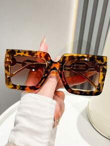 1pc Fashionable Women's Oversized Y2K European And American Style Summer Beach Party Fashion Glasses, Basic Beach Accessory, Suitable For Women's Autumn/Winter Casual Business Gifts - Tofu Pudding - View 3