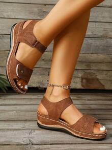 2023 Comfortable Women Platform Wedge Sandals - Brown - View 4