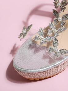 Giày sandal đế xuồng nữ mới, đế mềm mại không gây mỏi chân, trang trí hình bướm pha lê, thiết kế xỏ chân tiện lợi, rất cần thiết cho việc đi mua sắm và hẹn hò. - Bạc - Xem 5